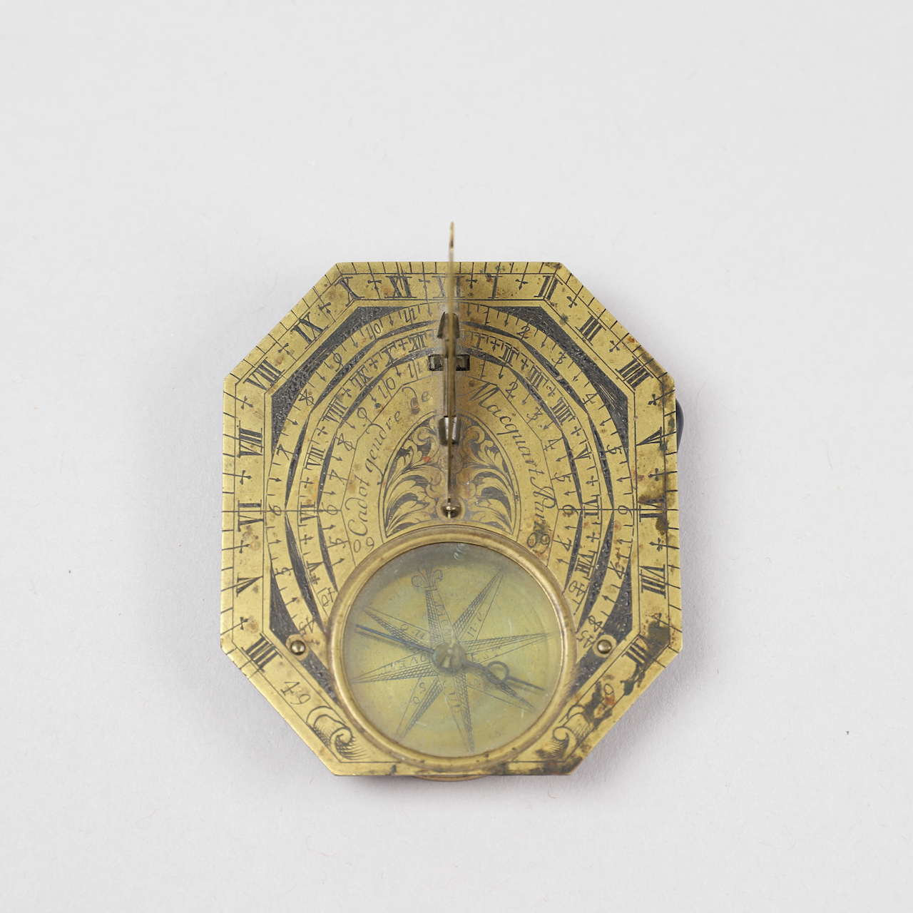 Cadran solaire signé Cadot gendre de Macquart Paris de type Butterfield (12) Sundial with compass - Image 1