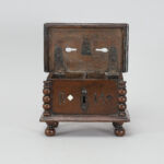 A walnut masonic ballot box - Image 4
