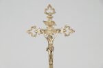 Crucifix en laiton – Image 2