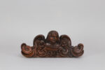 Dessus de porte en bois sculpté